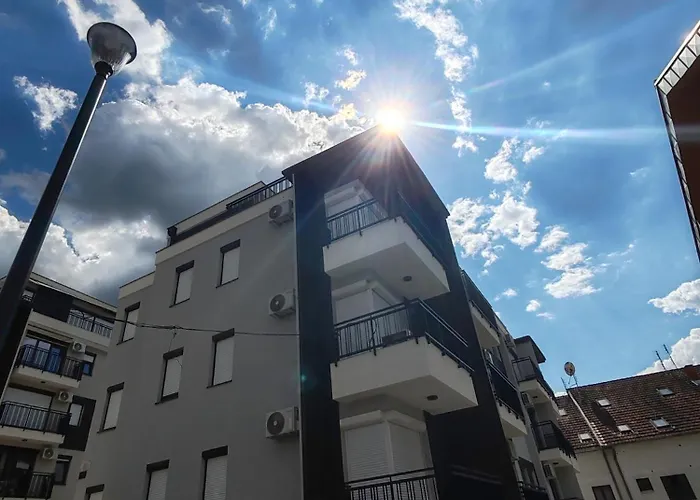 Harizma Apartament *